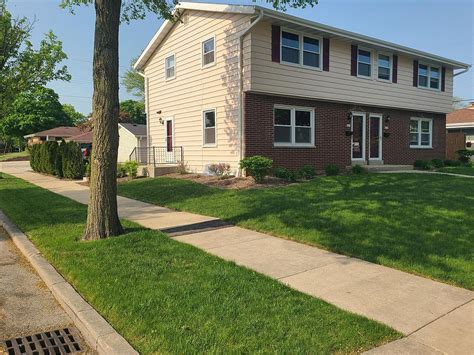 This home was built in 1964 and last sold on 2020-07-29 for 168,000. . Homes for sale in milwaukee wi 53220